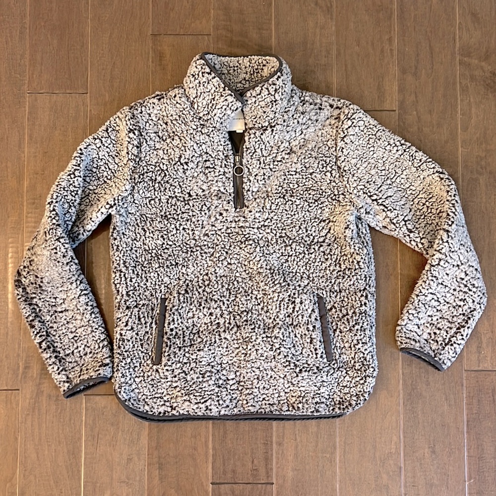 Thread and Supply wubby fleece pullover